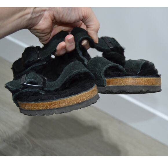 Birkenstock Arizona Woman's Black Suede Shearling LIned Sandals Size 39 US 8-8.5 - Picture 8 of 8
